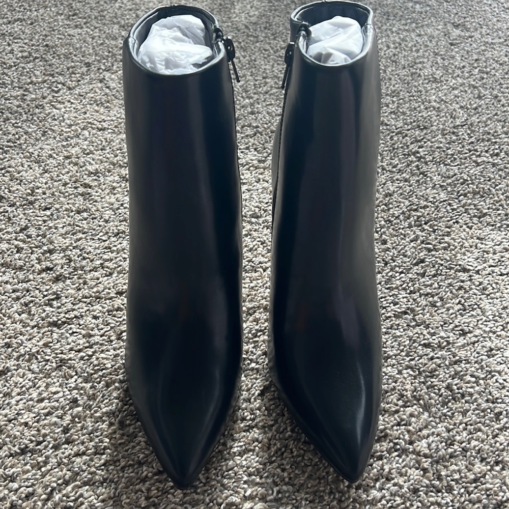 Justfab never been worn faux leather ankle booties.